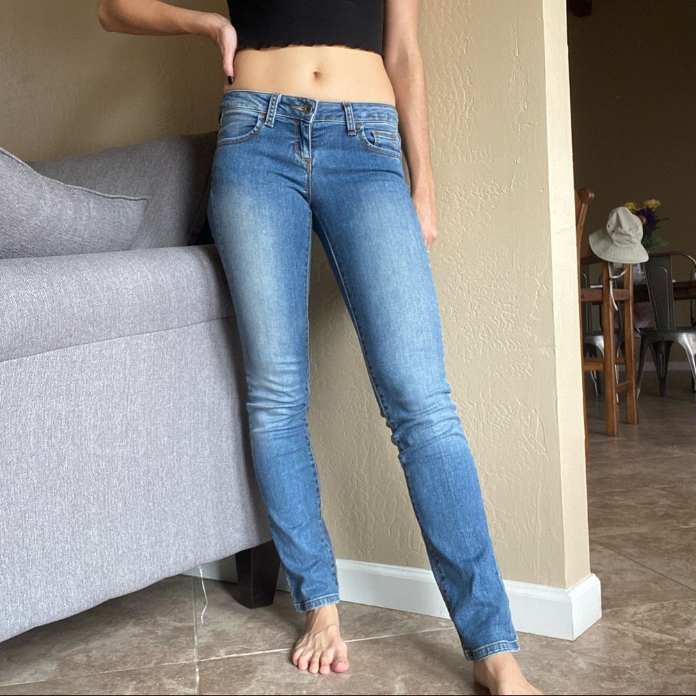 Low rise Benetton jeans - regular. Size 26W
